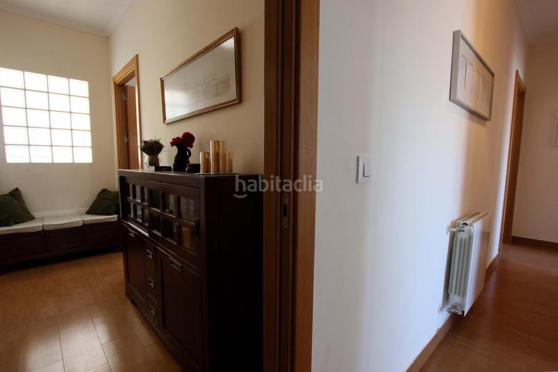 Foto dd999c4b-587d-4e10-9d60-29a76797ca6b. Casa amb aparcament a Valdelacalzada