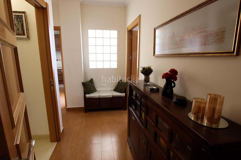 Foto dea941ae-72c2-4a8f-b73f-56998d2b1511. Casa amb aparcament a Valdelacalzada