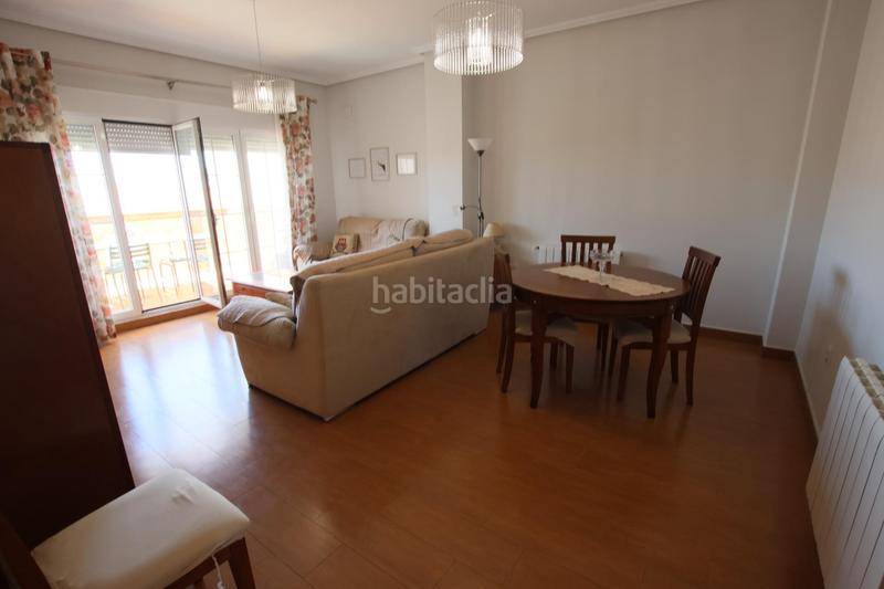 Foto e2761f0a-3b7c-490c-98bf-9c4e43f64598. Casa amb aparcament a Valdelacalzada