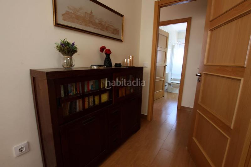 Foto f088939d-d001-46fd-ad7e-4b43a74a84e9. Casa amb aparcament a Valdelacalzada