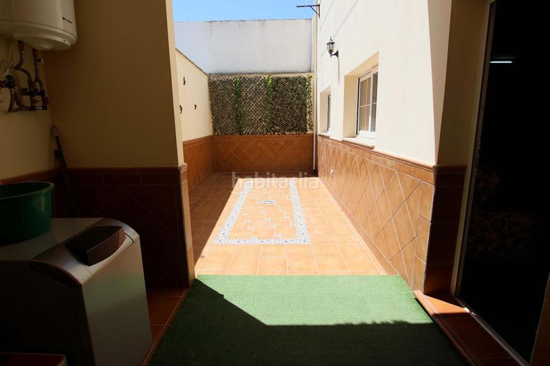 Foto f6640993-041d-4eae-884c-5359cfd926f2. Casa amb aparcament a Valdelacalzada