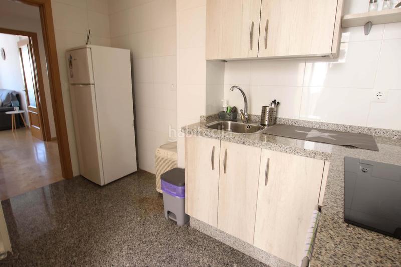 Foto b7bc46d4-509e-4276-a9db-3093fc976bc5. Alquiler apartamento piso luminoso , junto hospital, con ascensor. muy luminoso. en Mérida