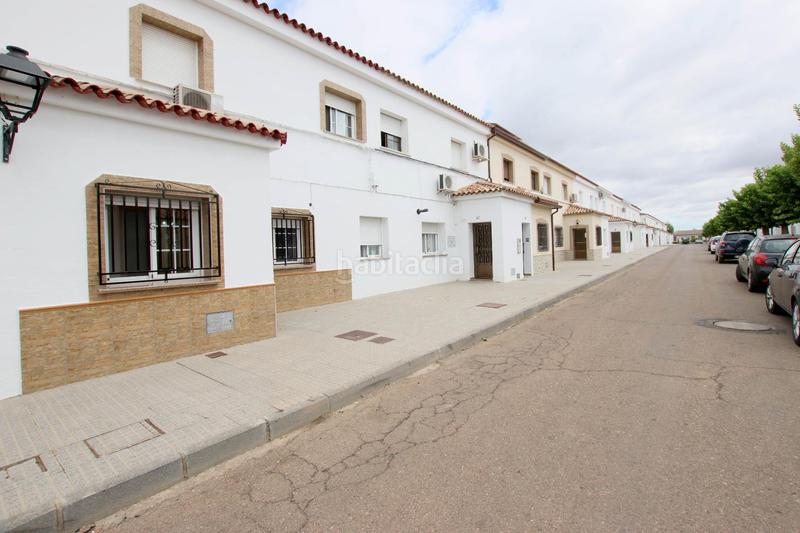 Foto 4dadfb07-7dc8-4387-87bf-a216f5da551b. Casa amb aparcament a Valdelacalzada