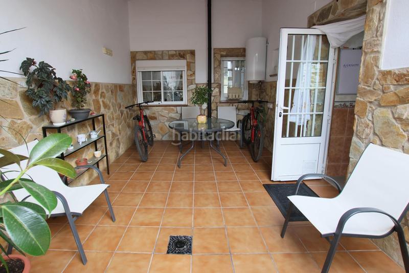 Foto 9aab6aad-d9f1-448f-a45a-7fba7f20584b. Casa amb aparcament a Valdelacalzada