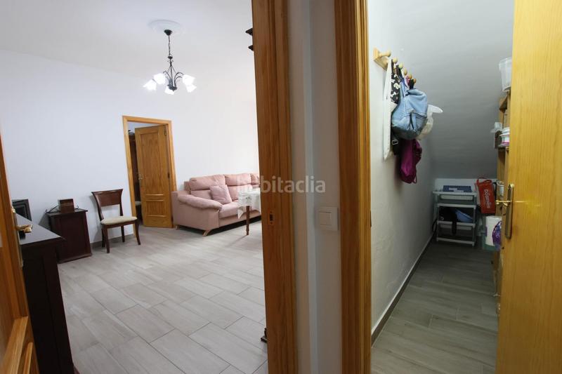 Foto e7295fea-3b08-4130-a02a-4407305f5274. Casa amb aparcament a Valdelacalzada