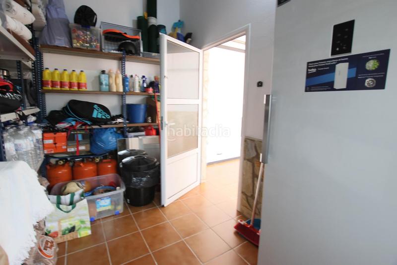 Foto e7d6bffa-3b91-44ba-8a25-b12bf4881d0a. Casa amb aparcament a Valdelacalzada