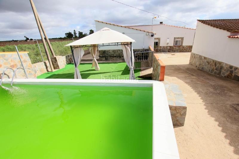 Foto 7a1f09b3-b4fa-4702-8c7f-6fd45ef399a5. House with pool in pedanías de Badajoz Badajoz