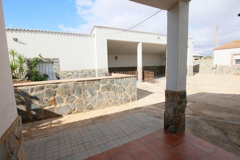 Foto eb3f5b1f-44bf-406a-a291-ee7dcf64316b. House with pool in pedanías de Badajoz Badajoz