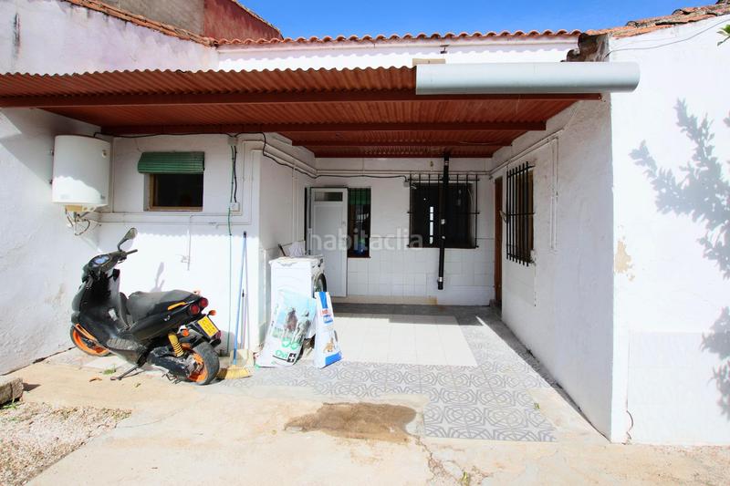 Foto b0021f34-7c88-4591-a5cc-319436fae524. Maison dans Roca de la Sierra (La)