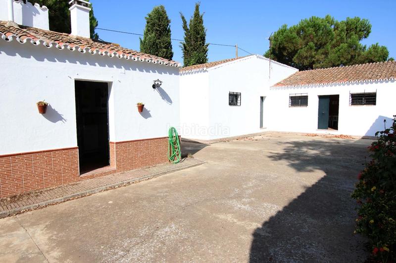 Foto 5f364a68-ad6c-4392-b87b-1449ea08e06e. Masia amb aparcament a Valdelacalzada