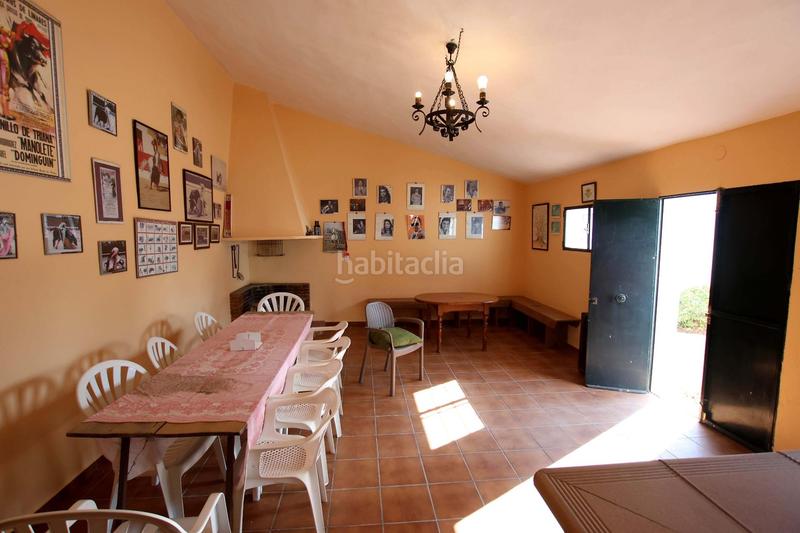 Foto 62e1dda3-5d1b-45c8-bdaf-388293858d7f. Masia amb aparcament a Valdelacalzada