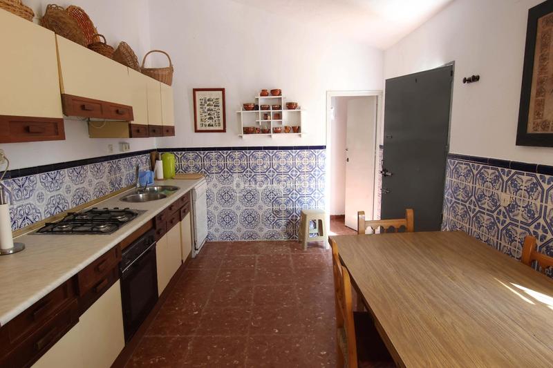 Foto 9647a4de-e513-436c-a7a2-1fa42df5eb63. Masia amb aparcament a Valdelacalzada