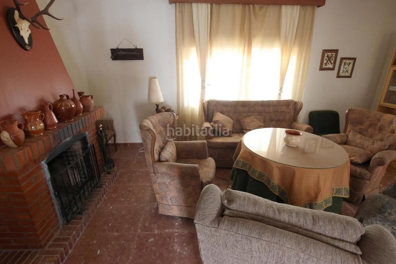 Foto a64d82ff-350e-4f7b-8d25-ade48d93b74f. Masia amb aparcament a Valdelacalzada