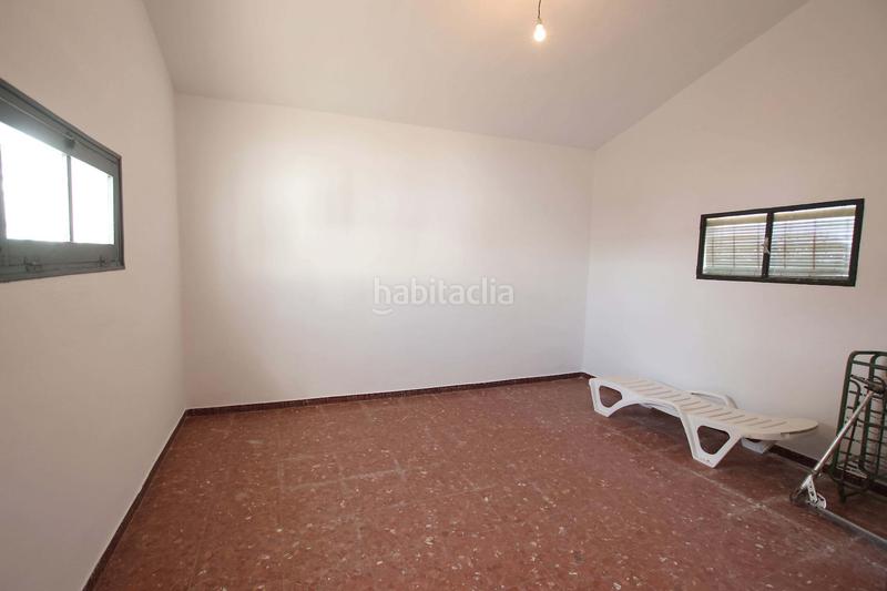 Foto d6c79c27-b280-4826-a016-cf45ecb481c8. Masia amb aparcament a Valdelacalzada