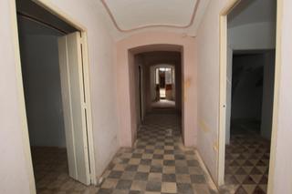 House  Calle fernandez caballero. Magnifica casa, para reformar, muy proxima al centro de montijo