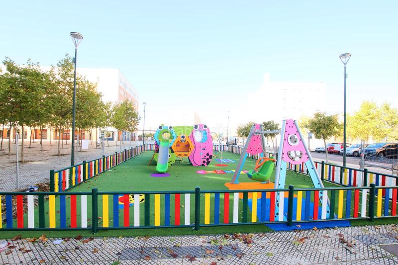 Foto 9434feeb-786d-442e-aaf3-2b6006865610. Flat with parking in Golf Guadiana Badajoz