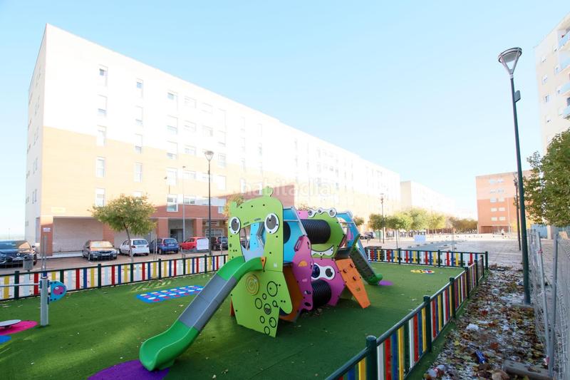 Foto fa1698dd-22ce-446d-9027-5329300578ae. Flat with parking in Golf Guadiana Badajoz