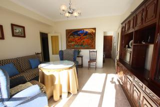 Pis  Avenida de adolfo daz ambrona. Piso con patio y balcn en avda. adolfo daz ambrona