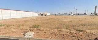 Residential Plot  Calle don benito. Oportunidad única dos solares urbanos unidos en el polígono indu