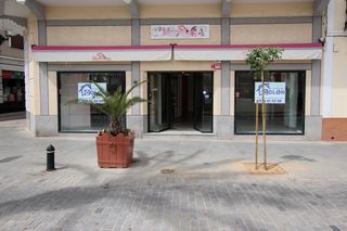 Local Comercial en Plaza ESPAÑA