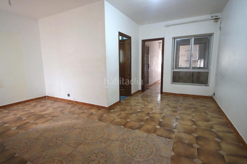 Foto b2bdda4a-abfd-4f3a-b6b6-f01fd5104afd. Edificio  con dos viviendas en Montijo