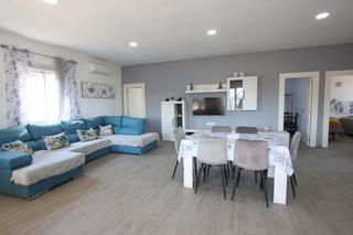 Casa  Polígono 18 paraje 83 los arenales. Terreno con casa, zona los arenales