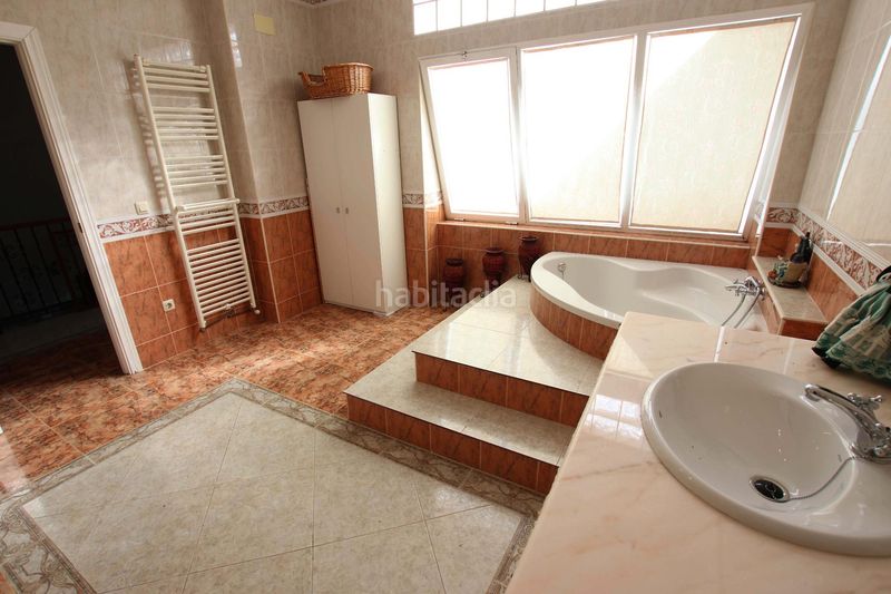 Foto 71fe79de-78ff-4c30-8dd9-a7a3d3615a71. Casa amb aparcament a Montijo