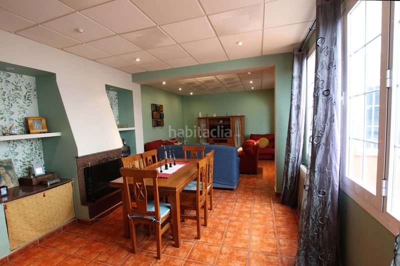 Foto 754dbac3-d03c-40df-9595-21d79c9c26b1. Casa amb aparcament a Montijo