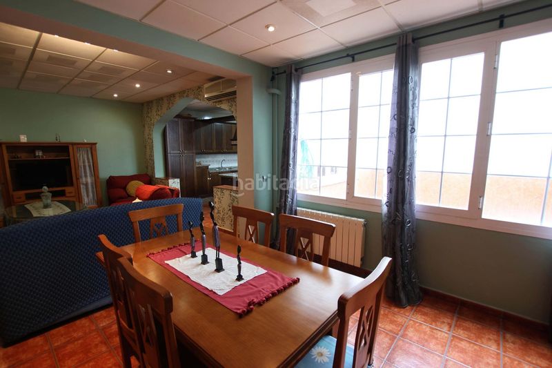 Foto 7c8fa7c5-bf74-44ff-8d3e-b25978987462. Casa amb aparcament a Montijo