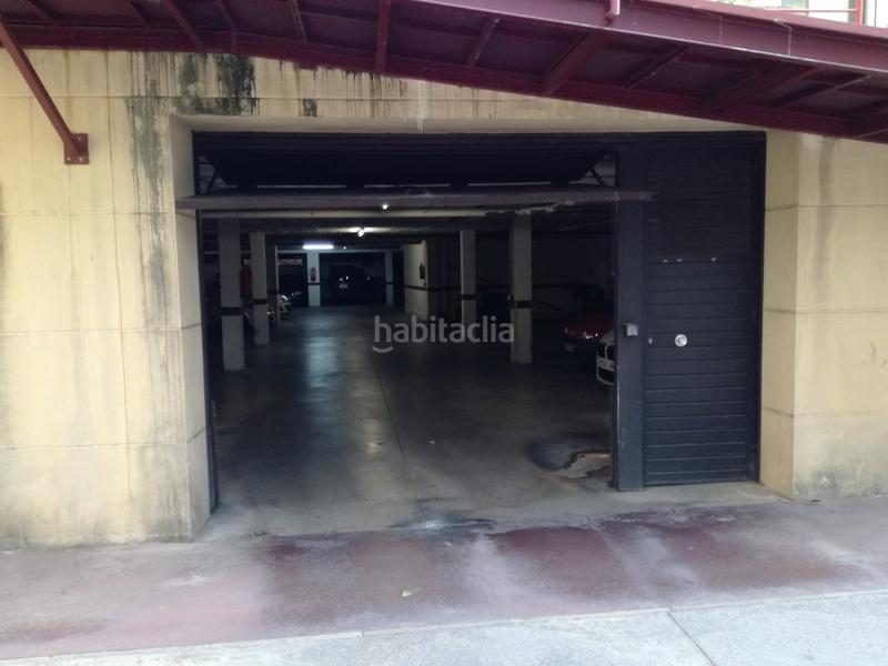 Foto f343b404-5678-4794-816f-b5cacf23a557. Aparcament cotxe a carrer jocs olímpics barcelona 37 a Girona