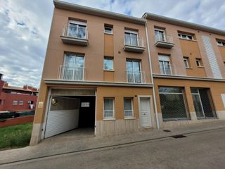 Posto auto in Republica 14. Parking en llagostera - can ganix