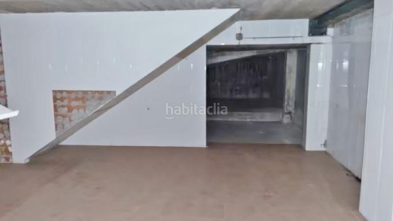 Foto 4696f429-ed6a-4bc3-a0dd-faf1aa6dcb5e. Local comercial a costa brava 70 a Eixample-Horta Capallera Figueres