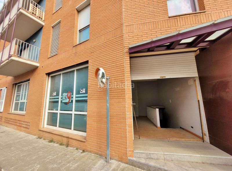 Foto b8e8e201-8872-4bb2-a076-c1b766506842. Local comercial a costa brava 70 a Eixample-Horta Capallera Figueres