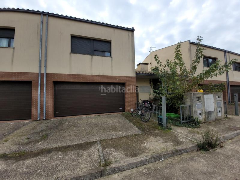 Foto 849617b5-5bd8-4ef9-b3b8-a7017fa1e700. Edificio in carrer quintana 26 in Cervià de Ter