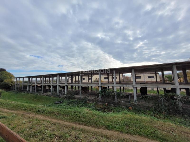 Foto 9c1649d6-2805-4dfe-bb71-ba49831dc532. Edificio in carrer quintana 26 in Cervià de Ter