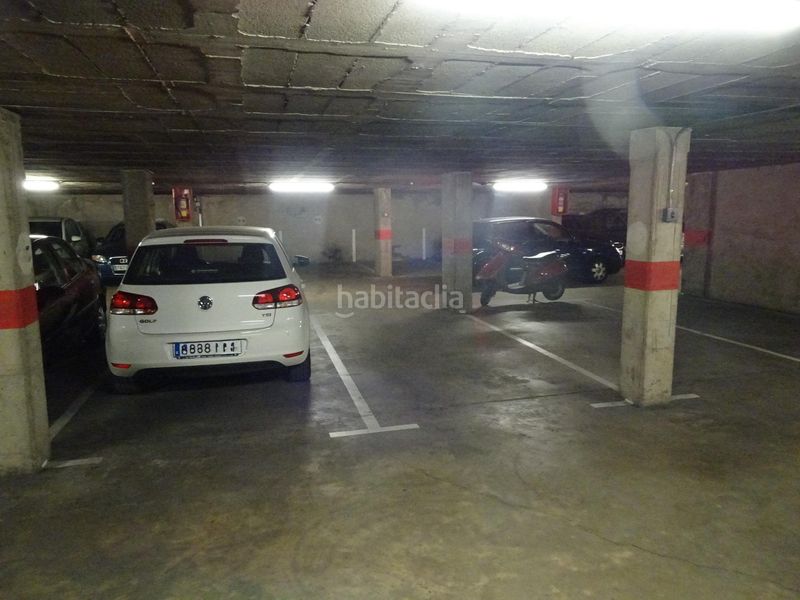 Foto a1d84423-c46e-4025-bd21-f60c09926c78. Affitto posto auto in Eixample Sud-Migdia Girona