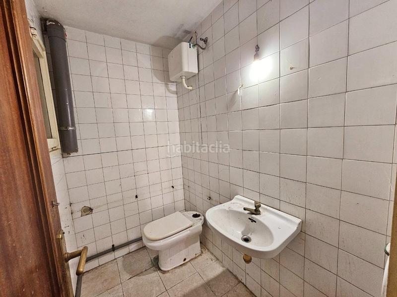 Foto cc92977b-f15c-4260-9f46-c80b0add05d7. Local comercial en avenida catalunya 40 local polivalente en La plantera en Blanes