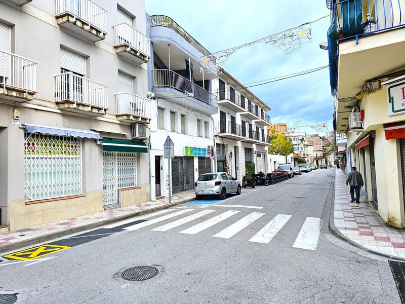 Foto 0af9143d-2c8f-467c-ba9d-aabb7fae0e95. Piso en carrer gardisso 10 amplio piso en La Vila en Llançà