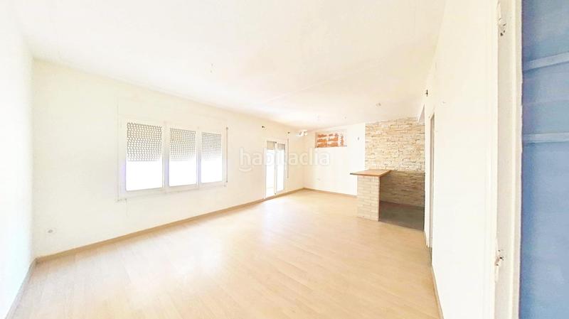 Foto 24905b2b-6568-4248-8187-1b6d1175657e. Piso en carrer gardisso 10 amplio piso en La Vila en Llançà