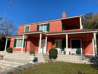 Xalet a Sant Feliu de Pallerols. Chalet en venta