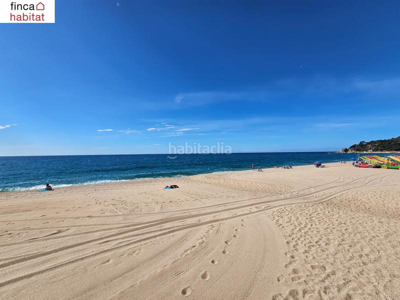 Foto 35699667-9019-410c-99d8-4f582b014353. Édifice dans calle venecia 11 dans Centre Lloret de Mar