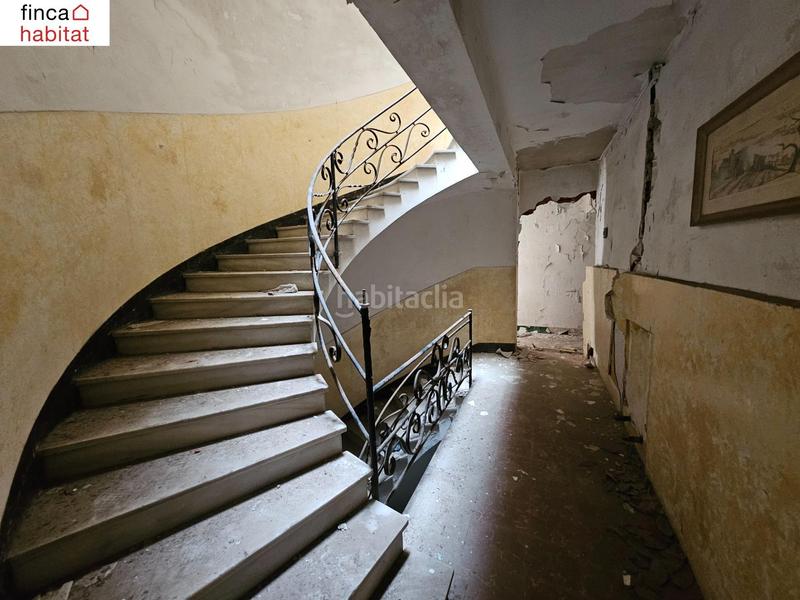 Foto 41f2b591-e99f-4d94-b377-80058c00e6c7. Édifice dans calle venecia 11 dans Centre Lloret de Mar