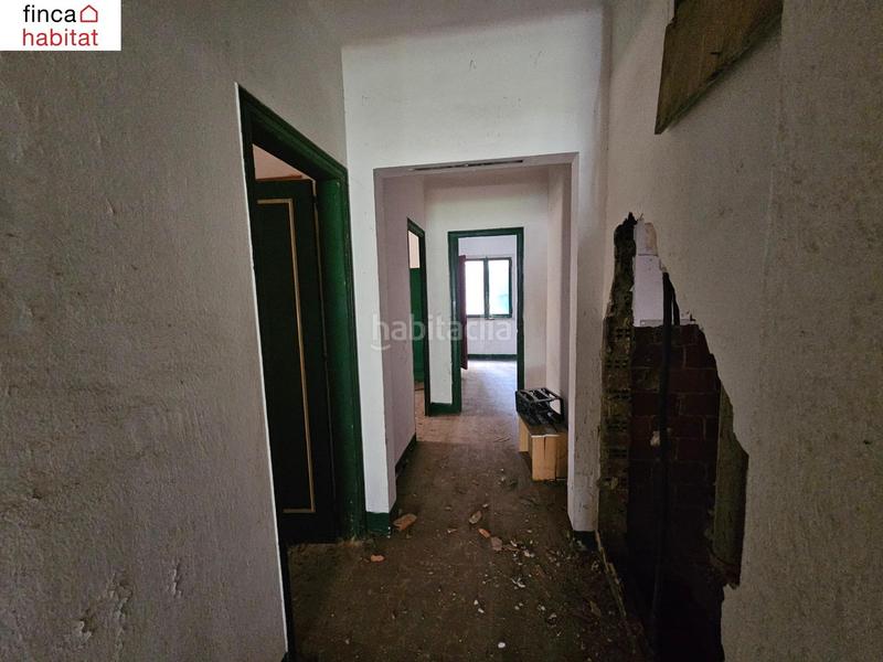 Foto 87edc29a-1b8c-4fde-a06f-95760a3e92f1. Édifice dans calle venecia 11 dans Centre Lloret de Mar