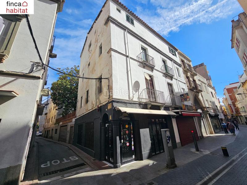 Foto afe33e2e-1400-4d2b-a982-d827520ea45e. Édifice dans calle venecia 11 dans Centre Lloret de Mar