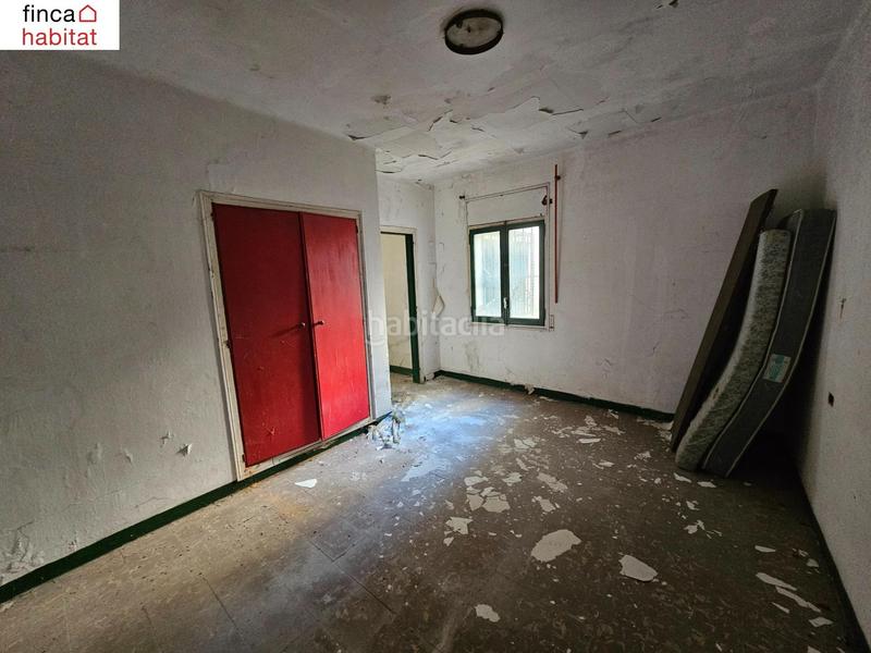 Foto b8404082-a92e-48cb-b4b5-019f0f6d56c5. Édifice dans calle venecia 11 dans Centre Lloret de Mar