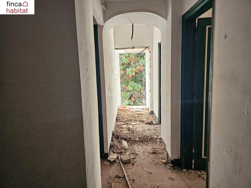 Foto c9dd3ded-fbb6-4d82-83c0-85f9c93e3e8b. Édifice dans calle venecia 11 dans Centre Lloret de Mar