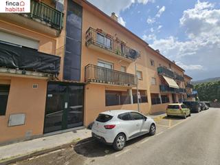 Rez-de-chausse dans Calle montseny 43. Piso en planta baja con piscina y jardn comunitario  pk
