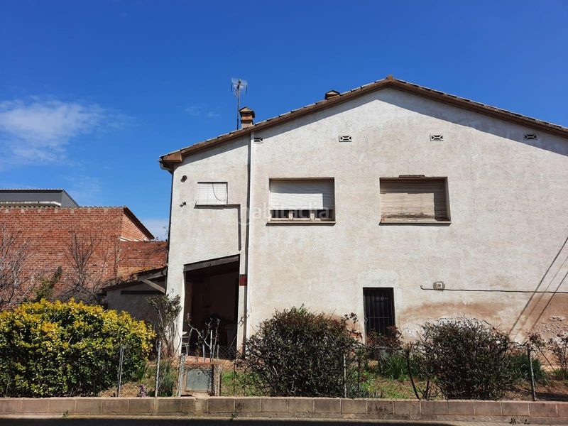 Foto d8f5c3b9-f0c2-4855-8bcc-6433ebc34c9e. Terreny residencial a Vilobí d´Onyar