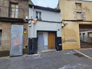 Haus  Avall d'. Casa en el centro de cassà de la selva