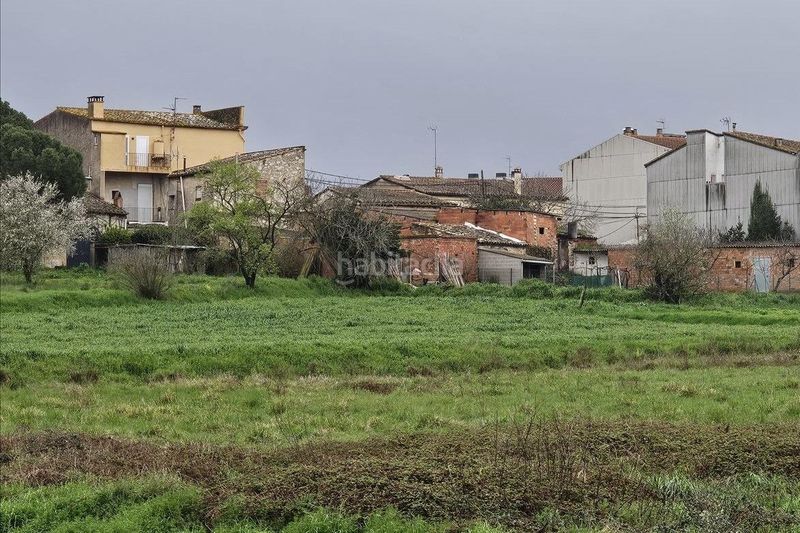 Foto 3d91cfb5-b0e1-4c51-acf6-760451530d46. Terreny residencial a Llagostera